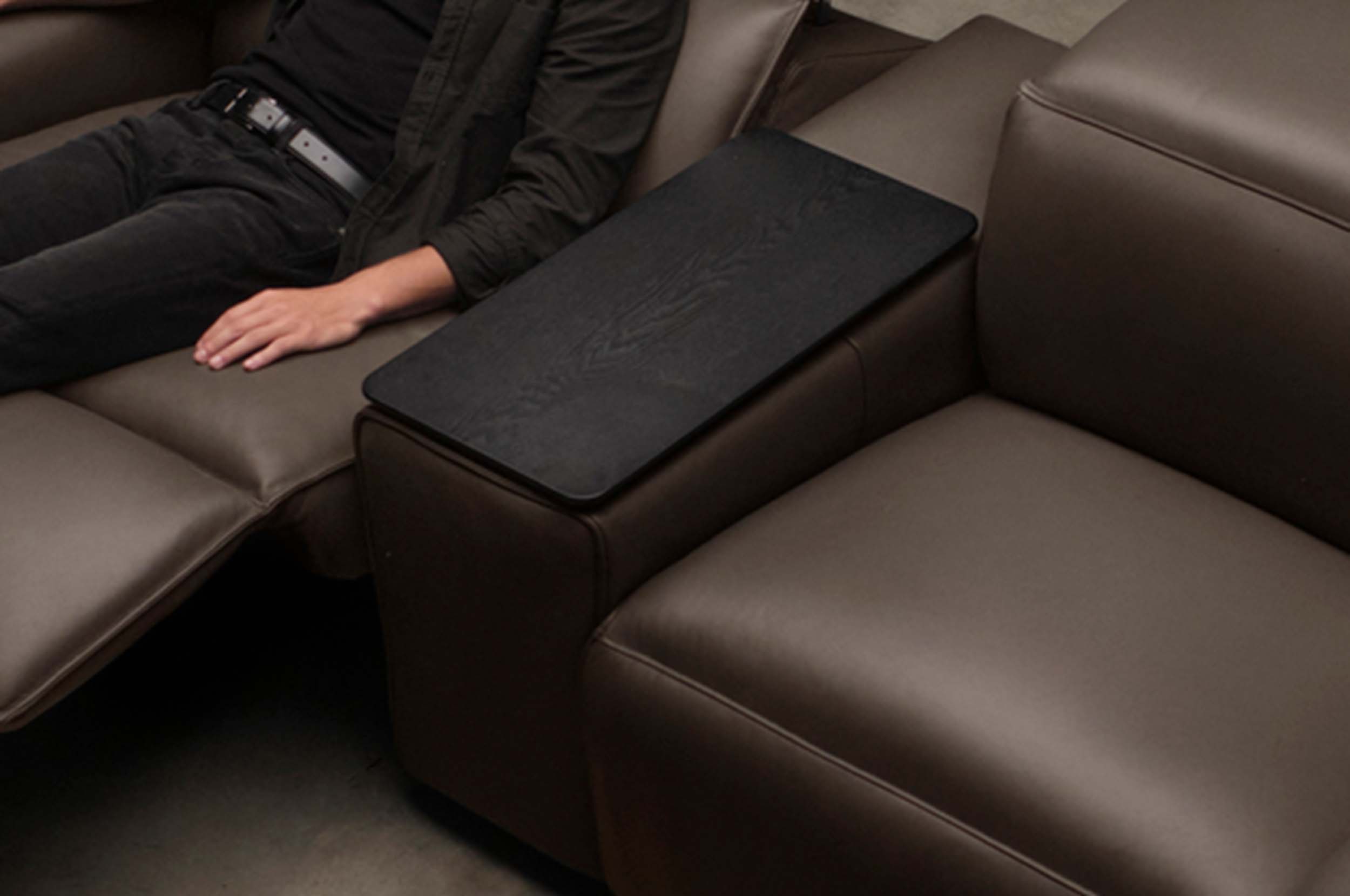 Media Console XW Smart Charge King Living